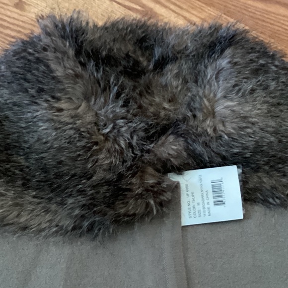 Colour Works Taupe Faux Fur Removable Collar Wool Poncho Capelet Size M - Picture 4 of 5